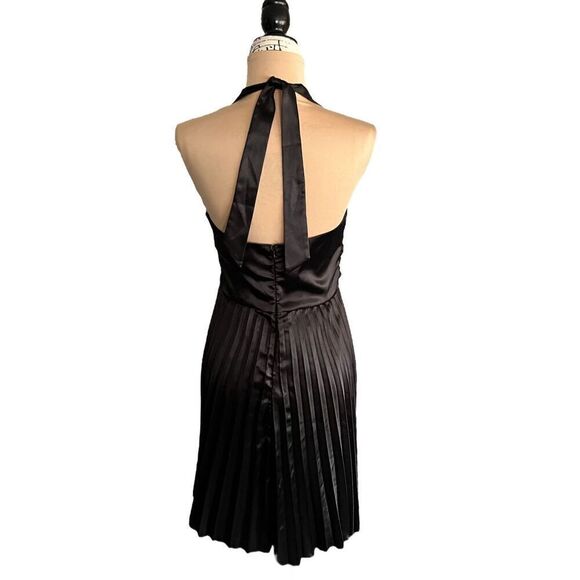 Jimmy Lee Women’s M Pleated Halter Dress with Rhinestone Buckle Black - Picture 7 of 7